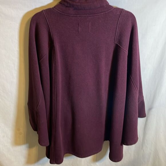 Ugg Women’s Dolman Sleeve Poncho Size XS / S Purple Front Pockets Comfort Cozy - Picture 7 of 12